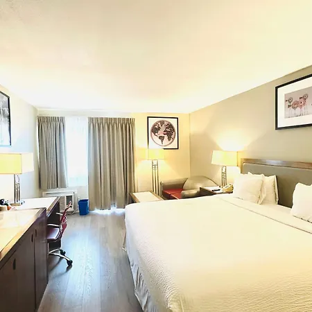 Ramada Plaza By Wyndham Garden Grove/anaheim South