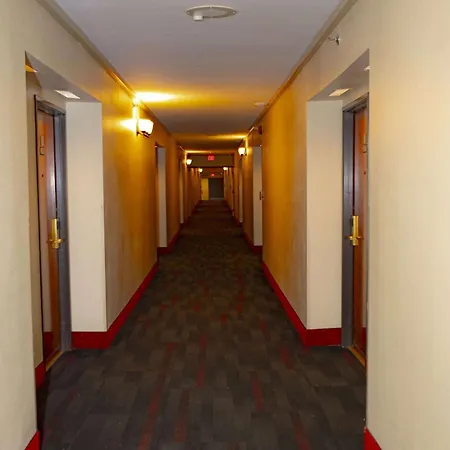 Ramada Plaza By Wyndham Garden Grove/anaheim South Hotel Garden Grove