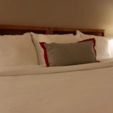 Ramada Plaza By Wyndham Garden Grove/anaheim South Hotel 3*