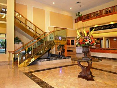 Ramada Plaza By Wyndham Garden Grove/anaheim South Hotel Garden Grove