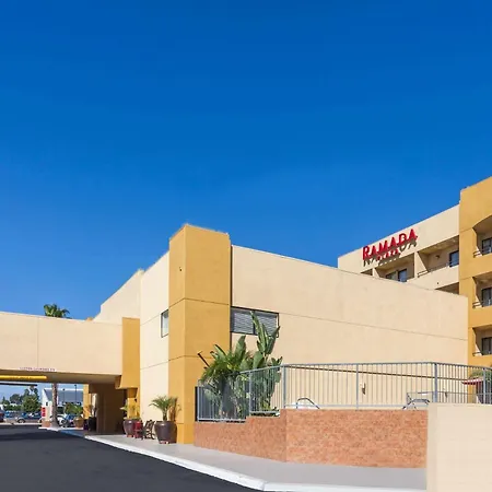 Ramada Plaza By Wyndham Garden Grove/anaheim South