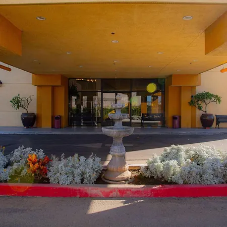 Ramada Plaza By Wyndham Garden Grove/anaheim South 3*
