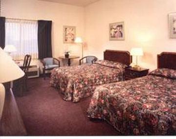 Ramada Plaza By Wyndham Garden Grove/anaheim South Hotel Garden Grove