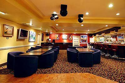 Ramada Plaza By Wyndham Garden Grove/anaheim South Garden Grove