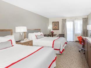 Hotel Ramada Plaza By Wyndham Garden Grove/anaheim South