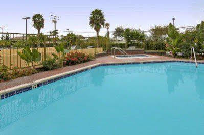 Ramada Plaza By Wyndham Garden Grove/anaheim South Hotel 3*